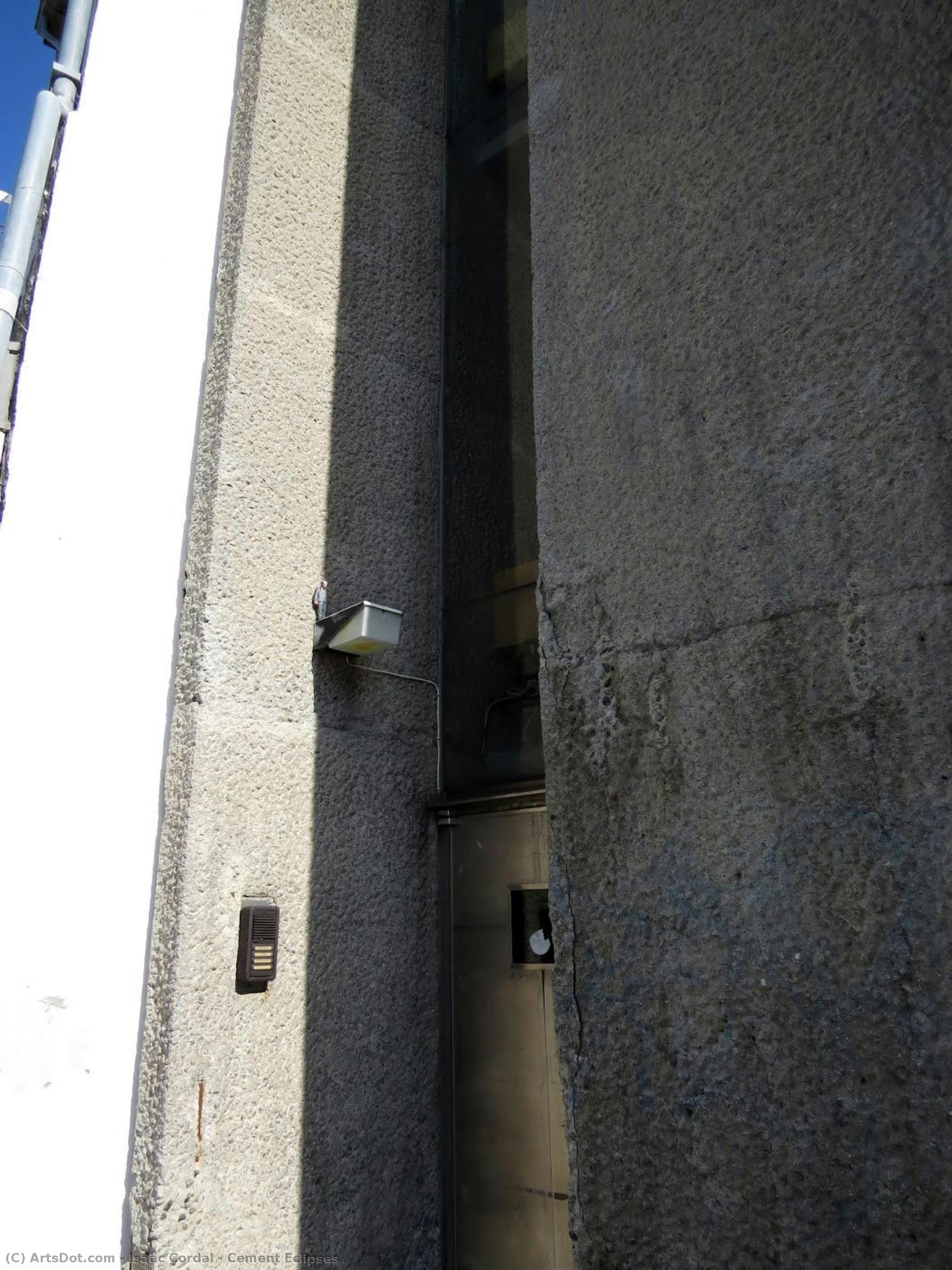 Cement Eclipses — Isakas Kordalas