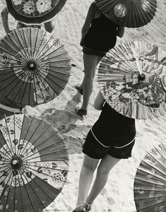 Bathing Beauties, Berlin — Martin Munkácsi
