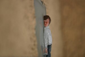 Isaac Cordal - Smashed In To A Window — Isaac Cordal