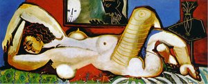 Mujer desnuda acostada