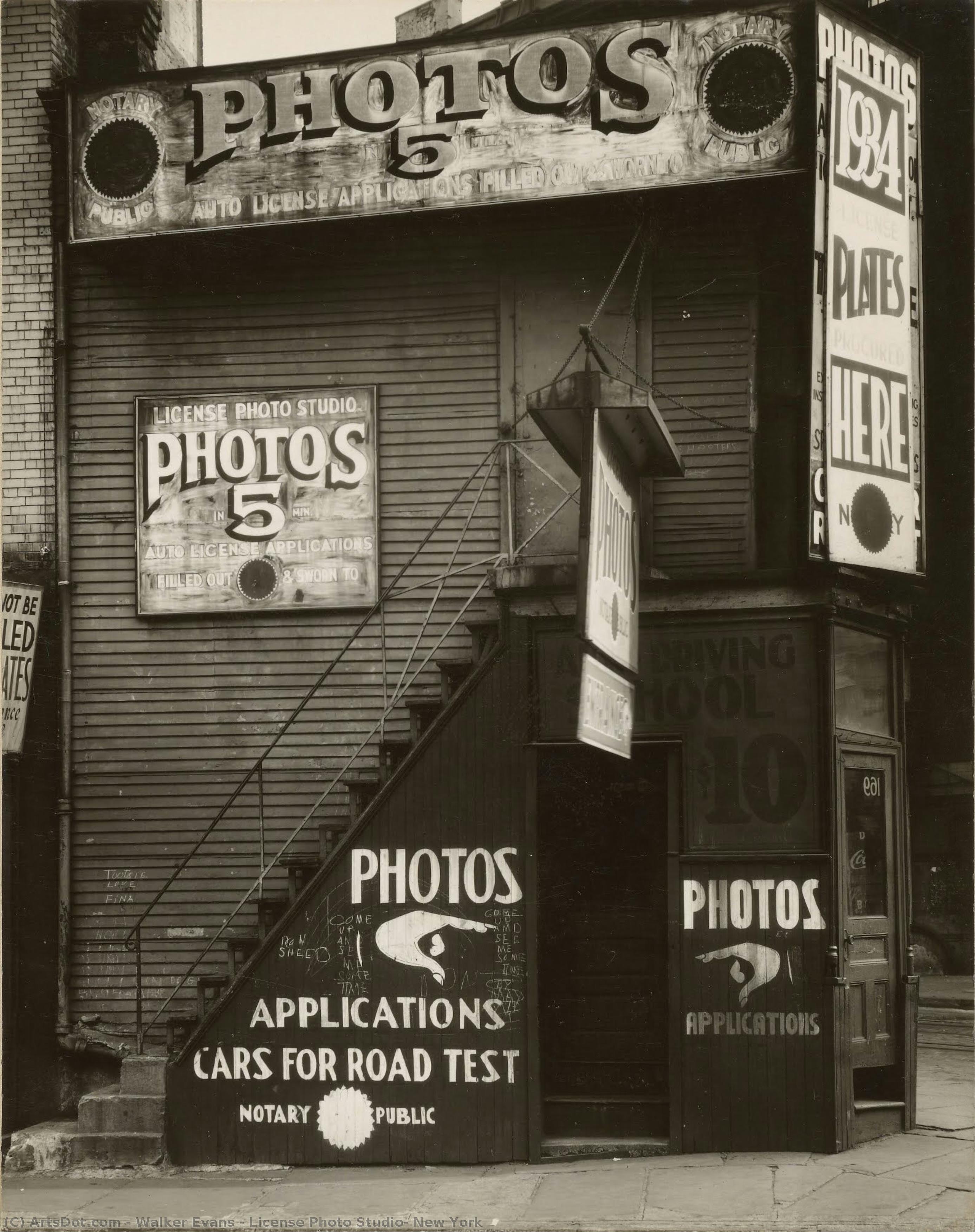 License Photo Studio, New York — Walker Evans