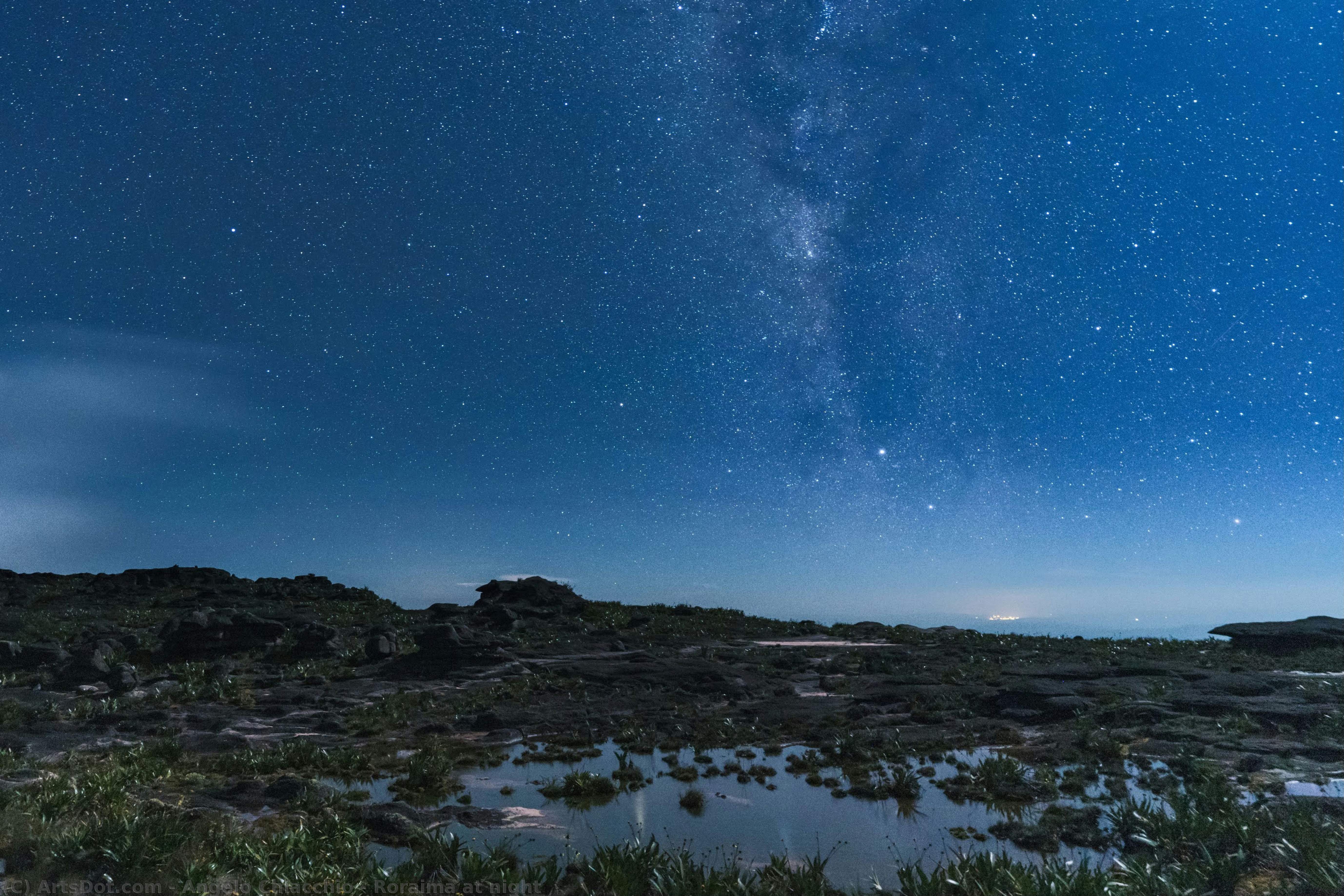 Roraima At Night — Angelo Chiacchio