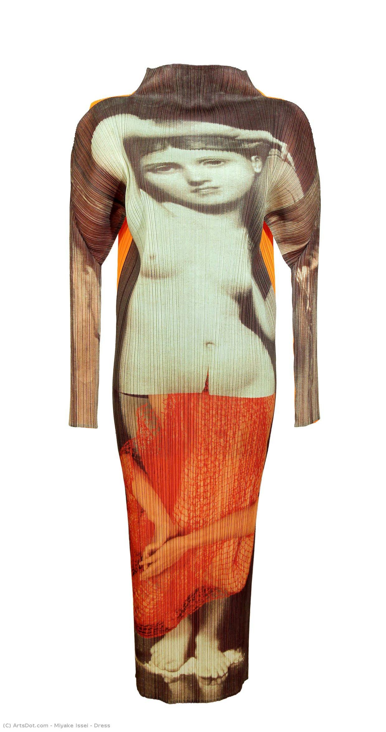 Dress — Ισσεϊ Μιякіε