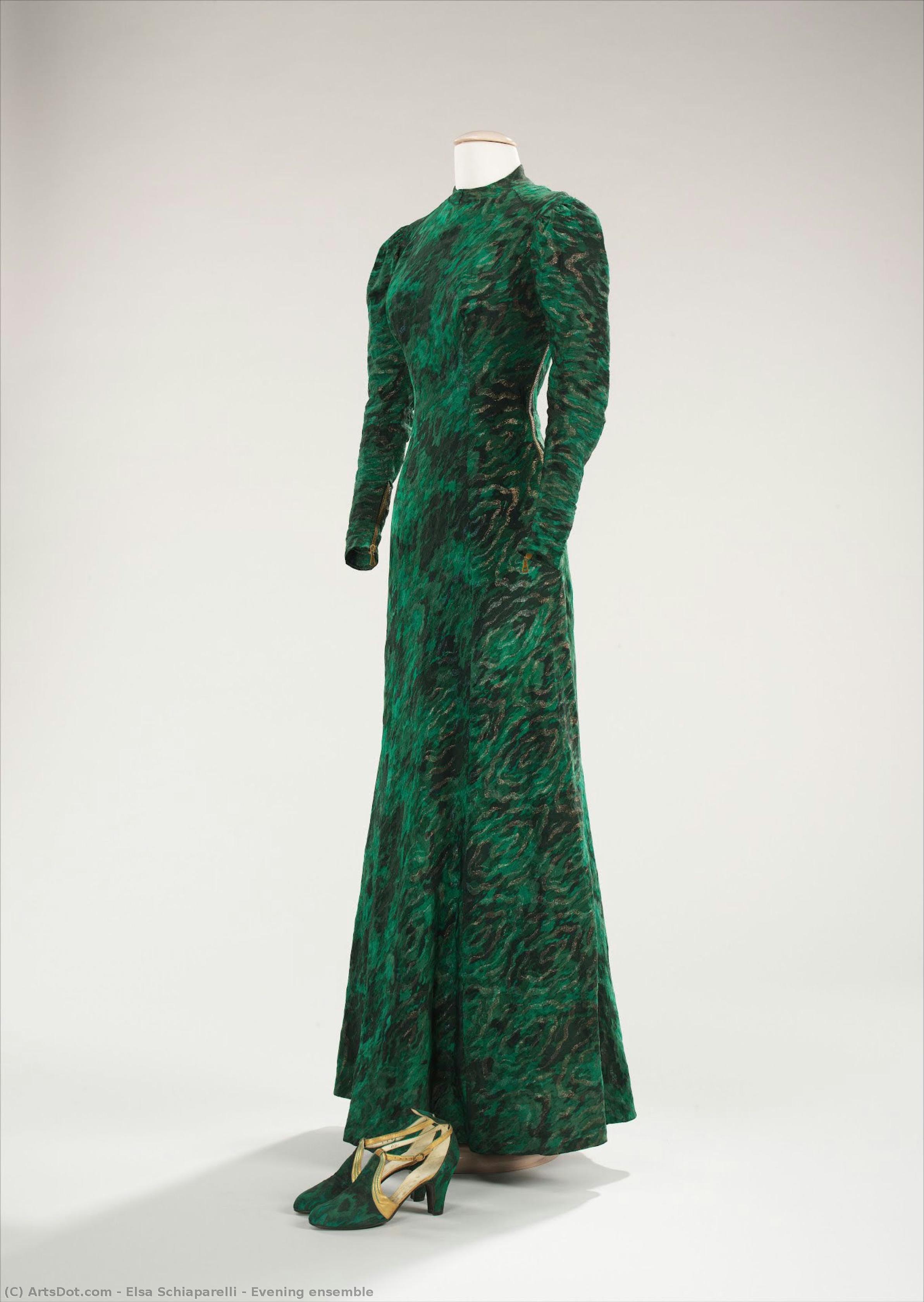 Evening Ensemble — Elsa Schiaparelliová