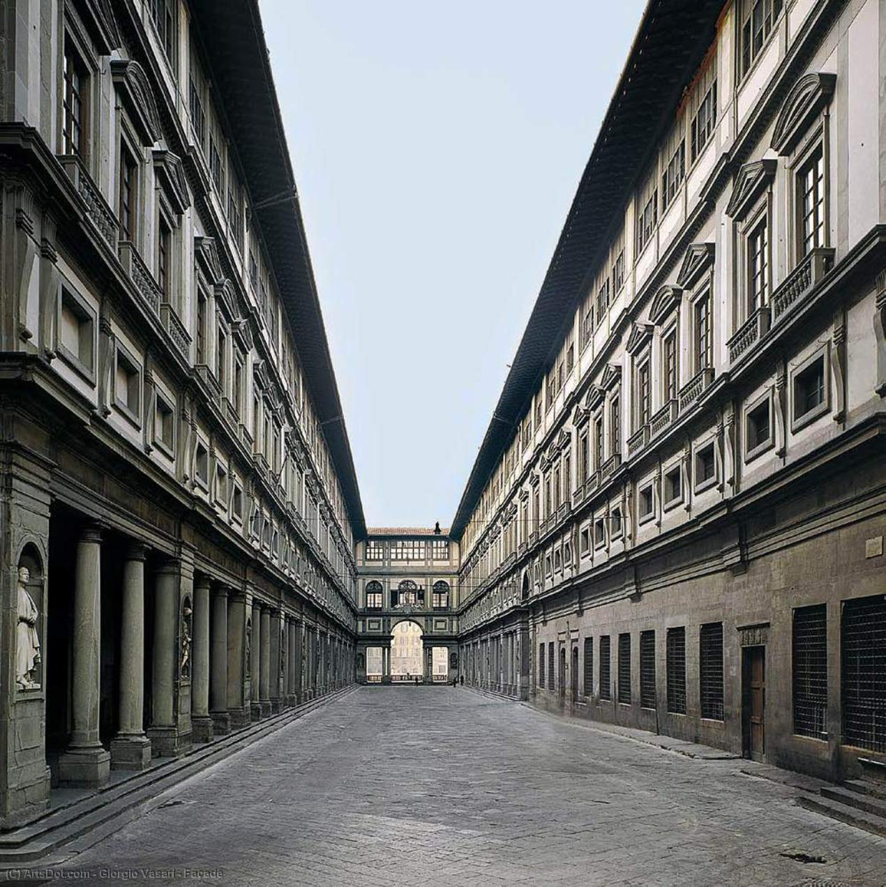 Façade — Giorgio Vasari