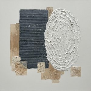 Monolithische Echos In Holzkohle Und Skulpturalem Weiß Mit Erdigen Ockertexturen — David Moreau