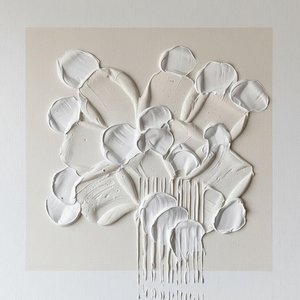 Monolithic Radiance: A Sculptural Study Of Organic Form And Ethereal White Impasto — David Moreau