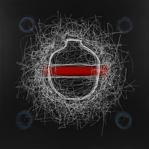 Himmlische Fraktur: Eine Singuläre Studie Von Karmesinroter Spannung Und Leuchtendem Chaos