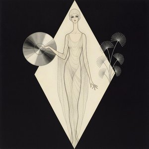 Disco De Plata Y Figura Punteada Dentro De Un Diamante Geométrico — Valentin Laurent De Courcey