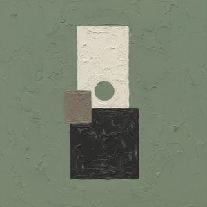 Silence Monolithique : Une Étude Sculpturale En Vert Sauge Et Formes Géométriques Terrestres — Laurent Fabre