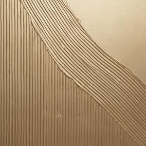 Rythmes Monolithiques En Or Champagne : Une Étude Sculpturale De Profondeur Texturale Sereine — David Moreau