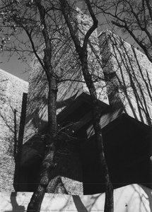 Building 5, South – West Façades Seen From Cypress Alley — 미셸 마로