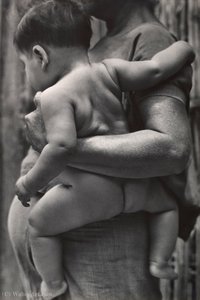 Mother And Child, Tehuantepec, Oaxaca, Mexico — टीना मोडोटी