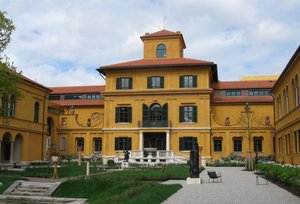 Stadtische Galerie In Lenbach